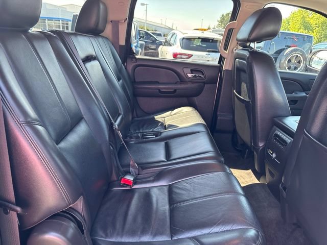 Used 2014 Chevrolet Suburban LT AWD/4WD image 26