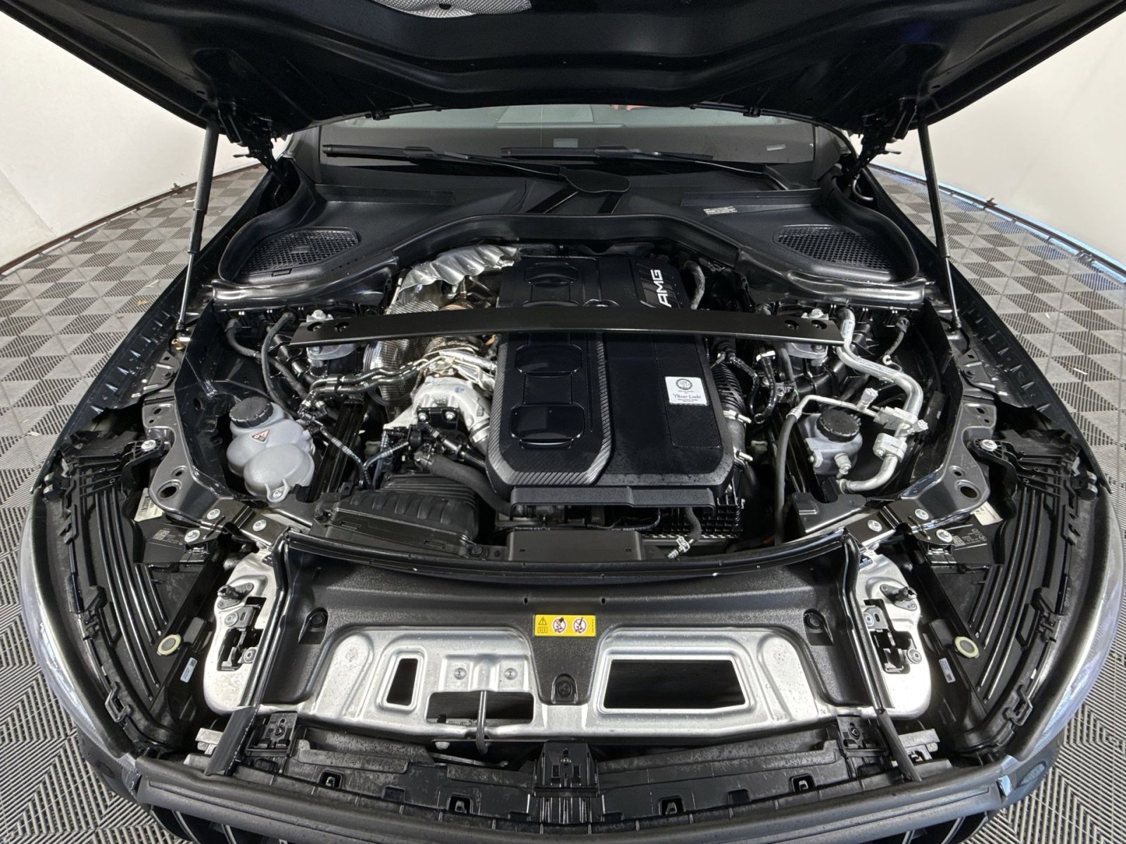 Used 2024 Mercedes-Benz GLC 43 AMG 4MATIC image 28