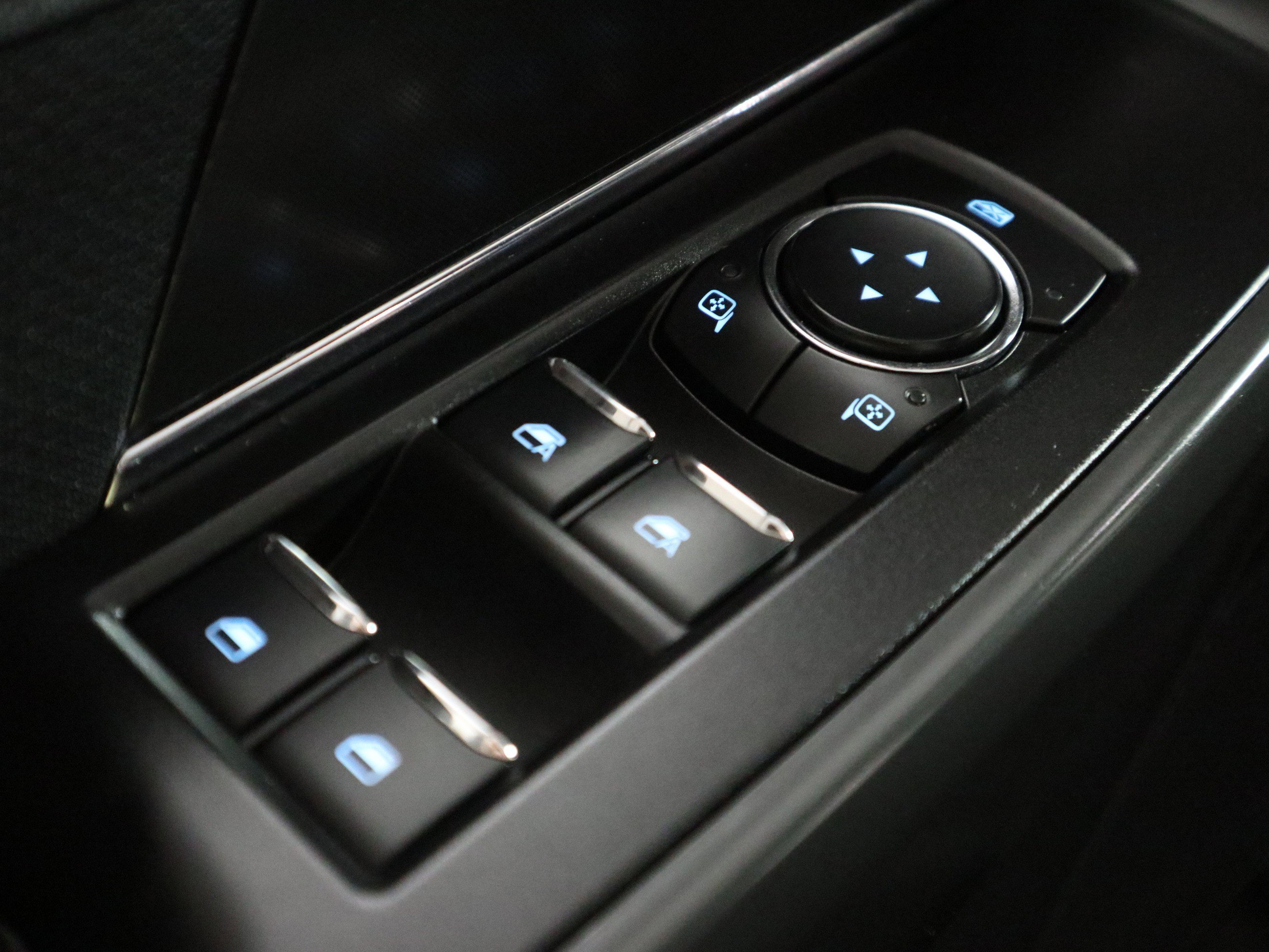 Used 2024 Ford F150 XLT w/ XLT Black Appearance Package image 31