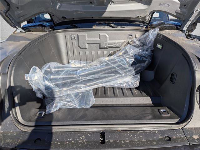 New 2026 GMC Hummer EV SUV image 16