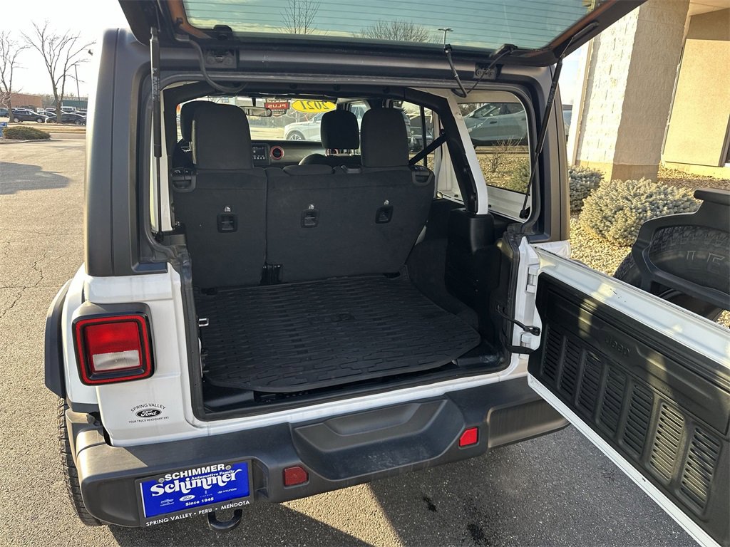 Used 2021 Jeep Wrangler Unlimited Sahara image 19