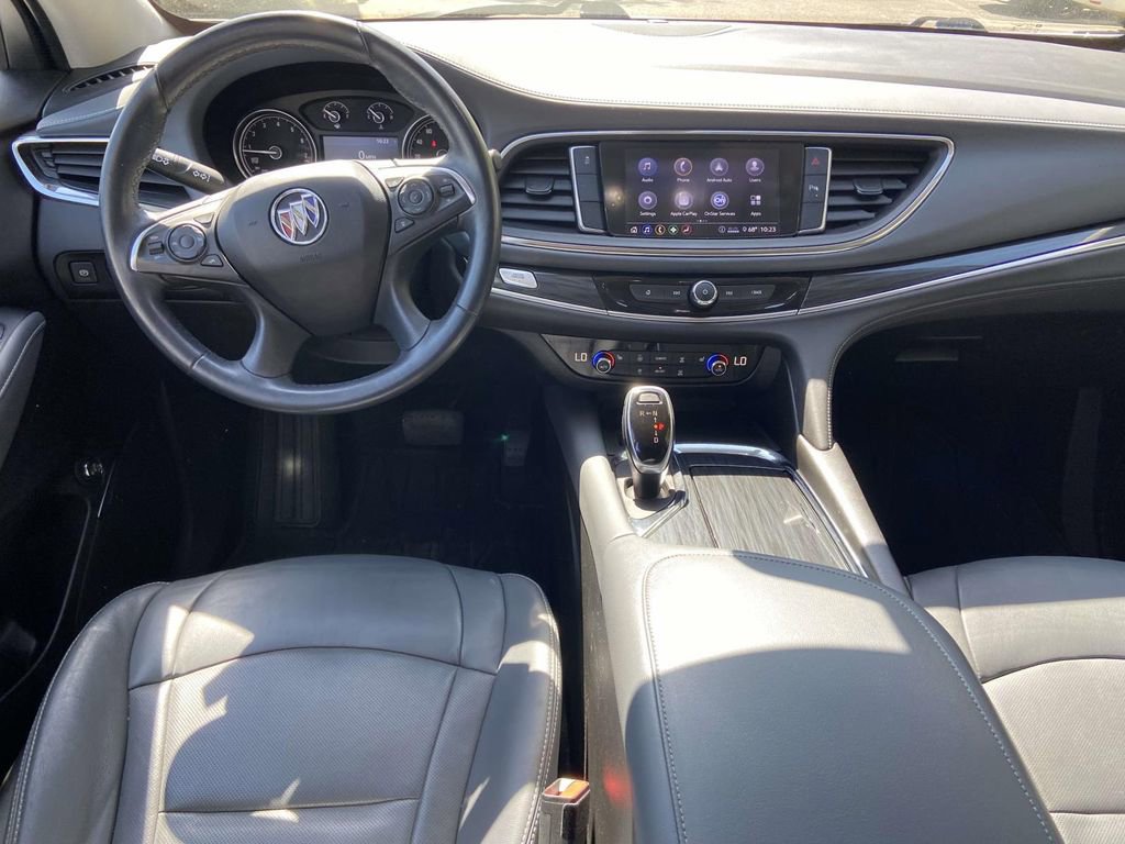 Used 2020 Buick Enclave Essence w/ Sport Touring Edition image 11