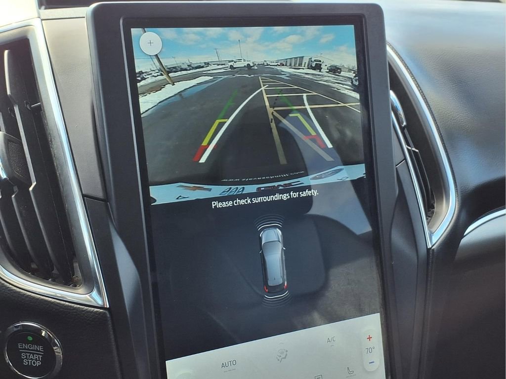 Used 2022 Ford Edge Titanium image 8