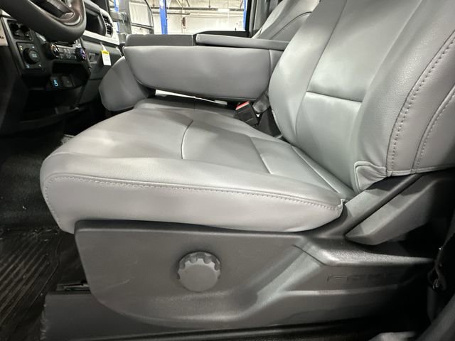 New 2026 Ford F250 XL w/ XL Driver Assist Package AWD/4WD image 18
