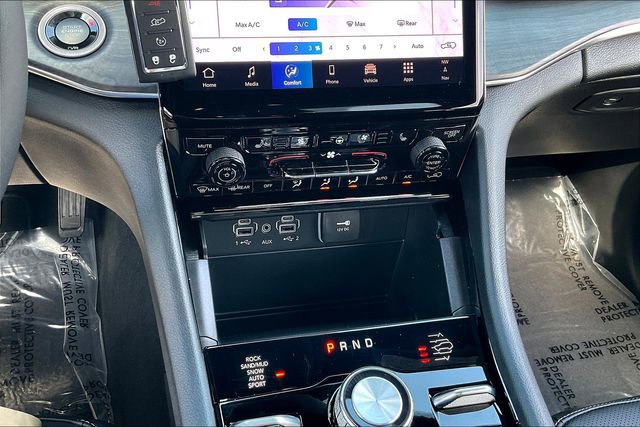 New 2025 Jeep Grand Cherokee L Overland image 29