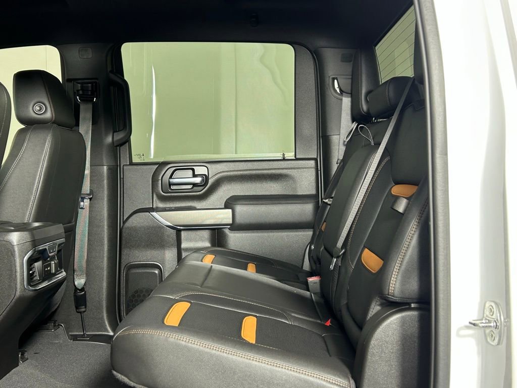 Used 2023 GMC Sierra 3500 AT4 image 17