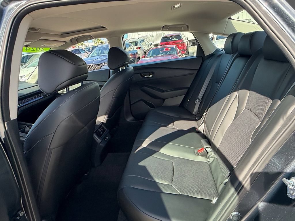 Used 2024 Honda Accord EX-L image 12