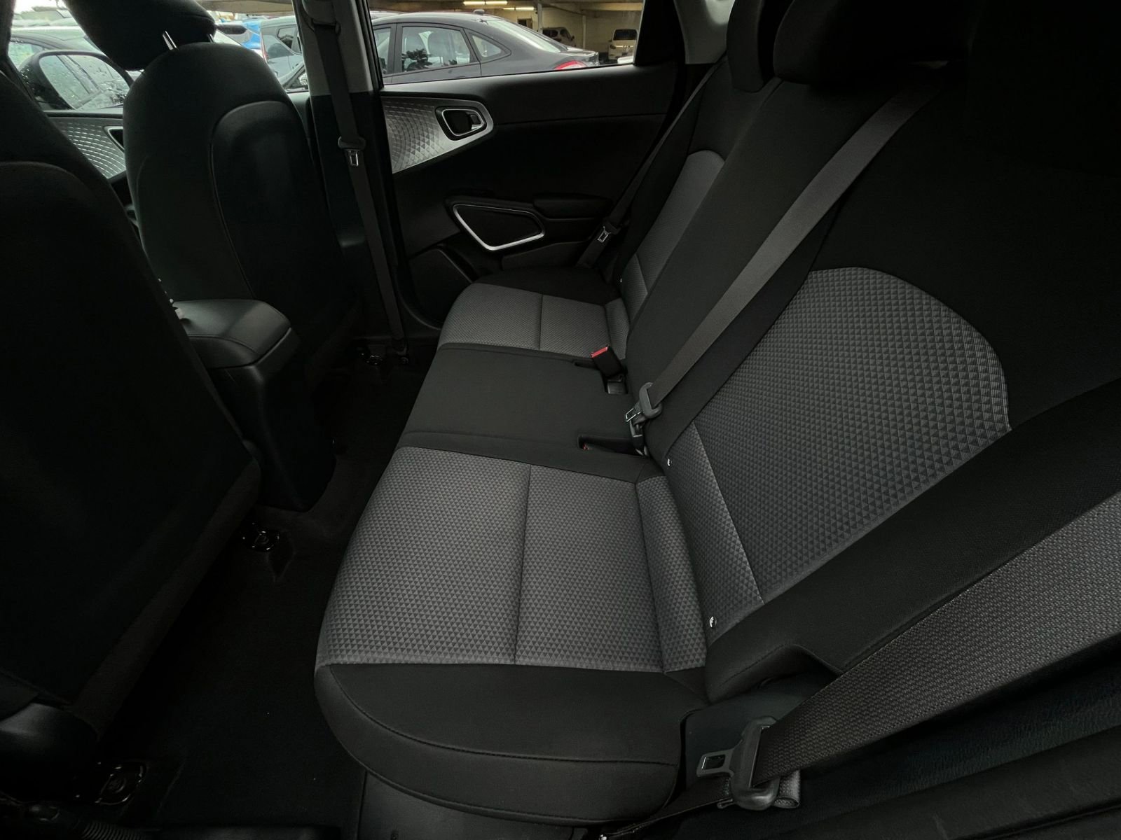 Used 2025 Kia Soul LX w/ LX Technology Package image 25