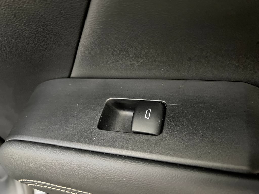 Used 2025 GMC Terrain Elevation FWD image 25