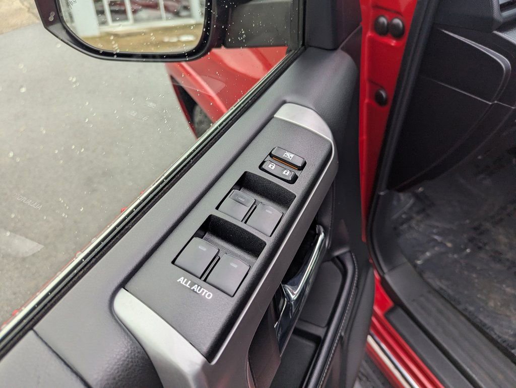 Used 2023 Toyota 4Runner Limited image 14