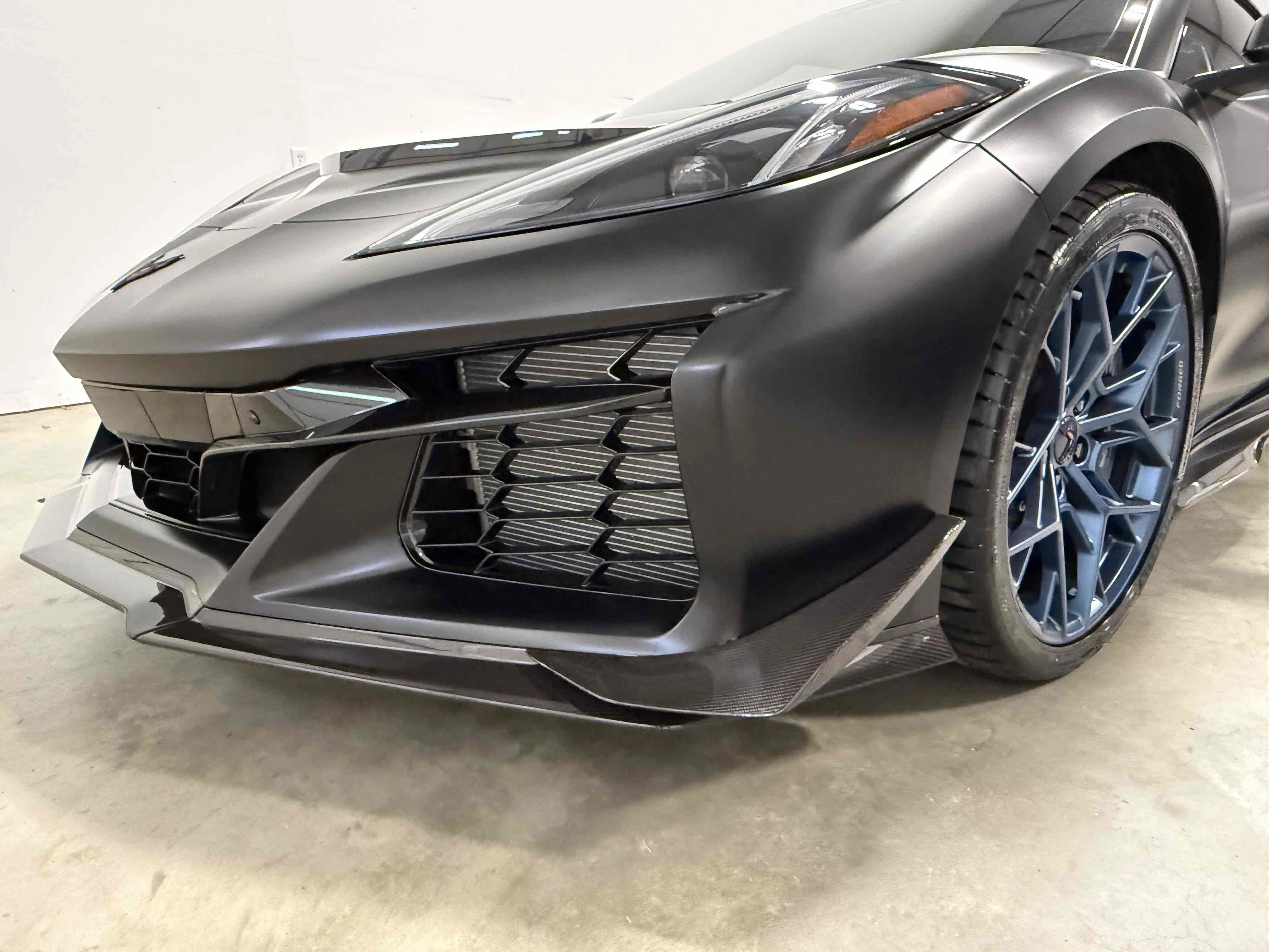 Used 2026 Chevrolet Corvette ZR1 w/ ZR1 Carbon Fiber Aero Package RWD image 77