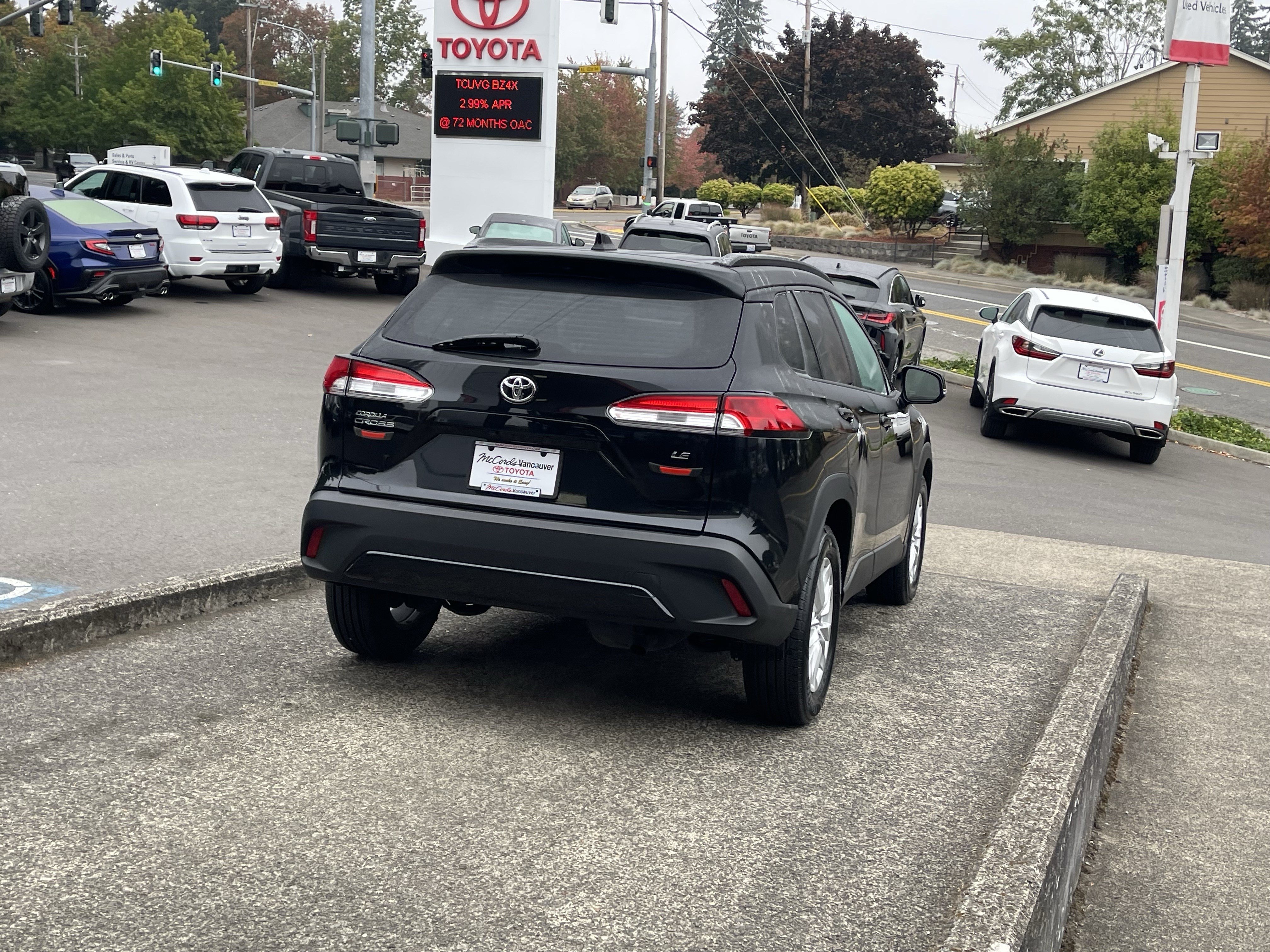 Certified 2023 Toyota Corolla Cross LE FWD image 7