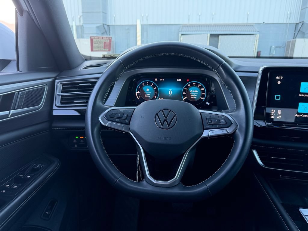 Used 2024 Volkswagen Atlas Cross Sport SE AWD/4WD image 8
