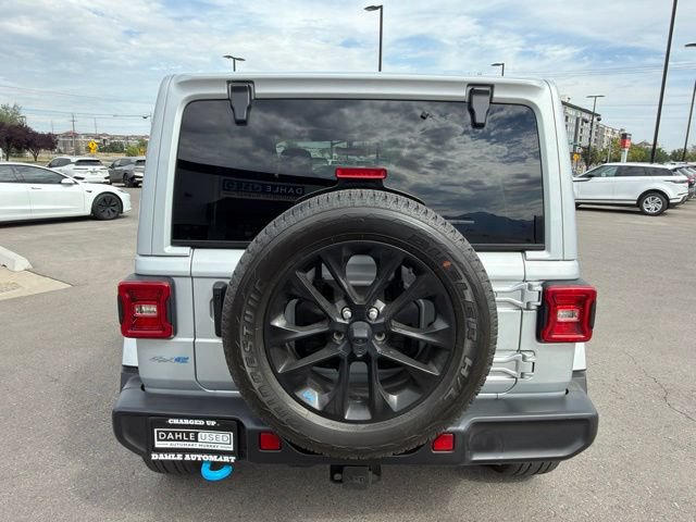 Used 2023 Jeep Wrangler Unlimited Sahara w/ Cold Weather Group AWD/4WD image 6