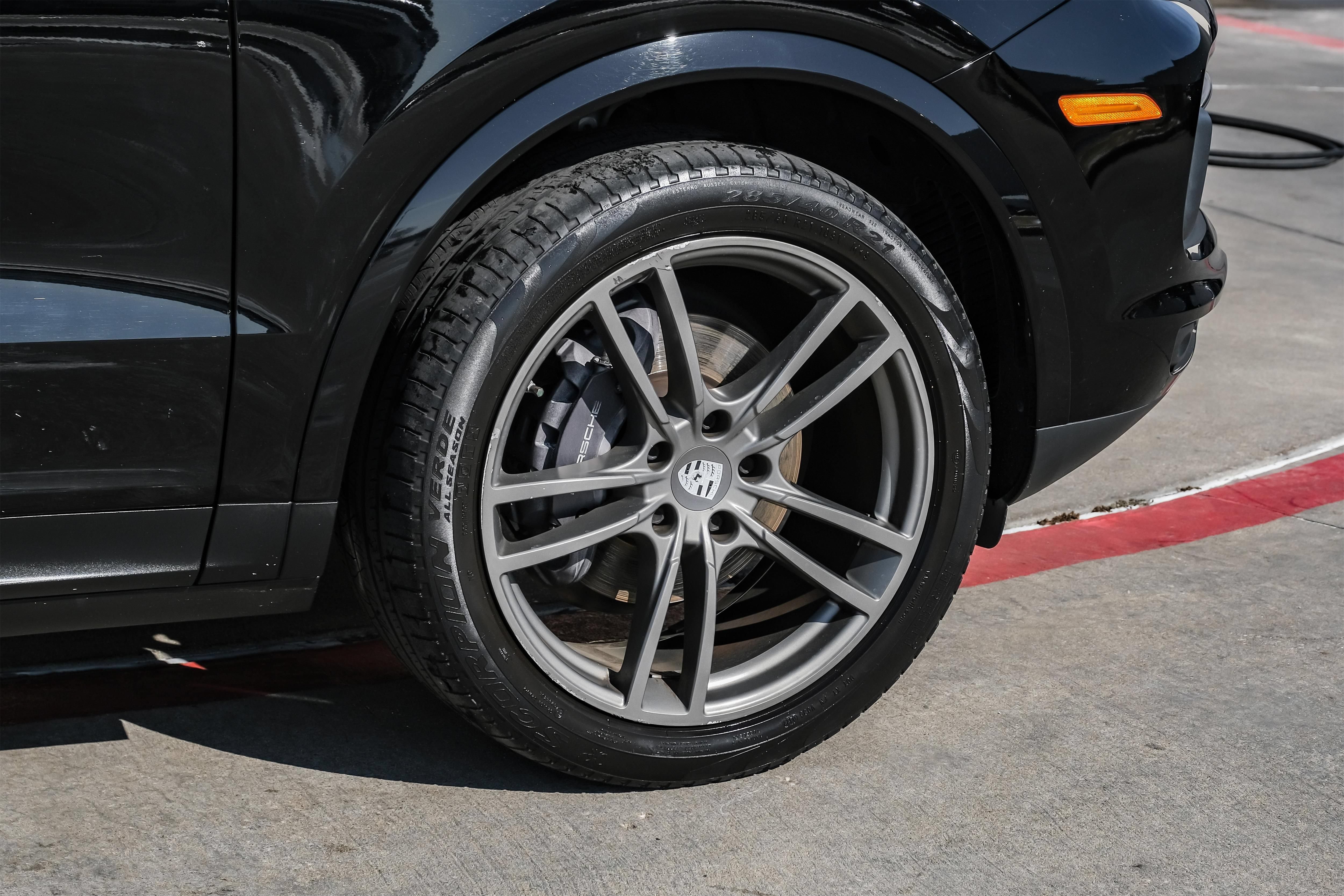 Used 2019 Porsche Cayenne AWD/4WD image 57