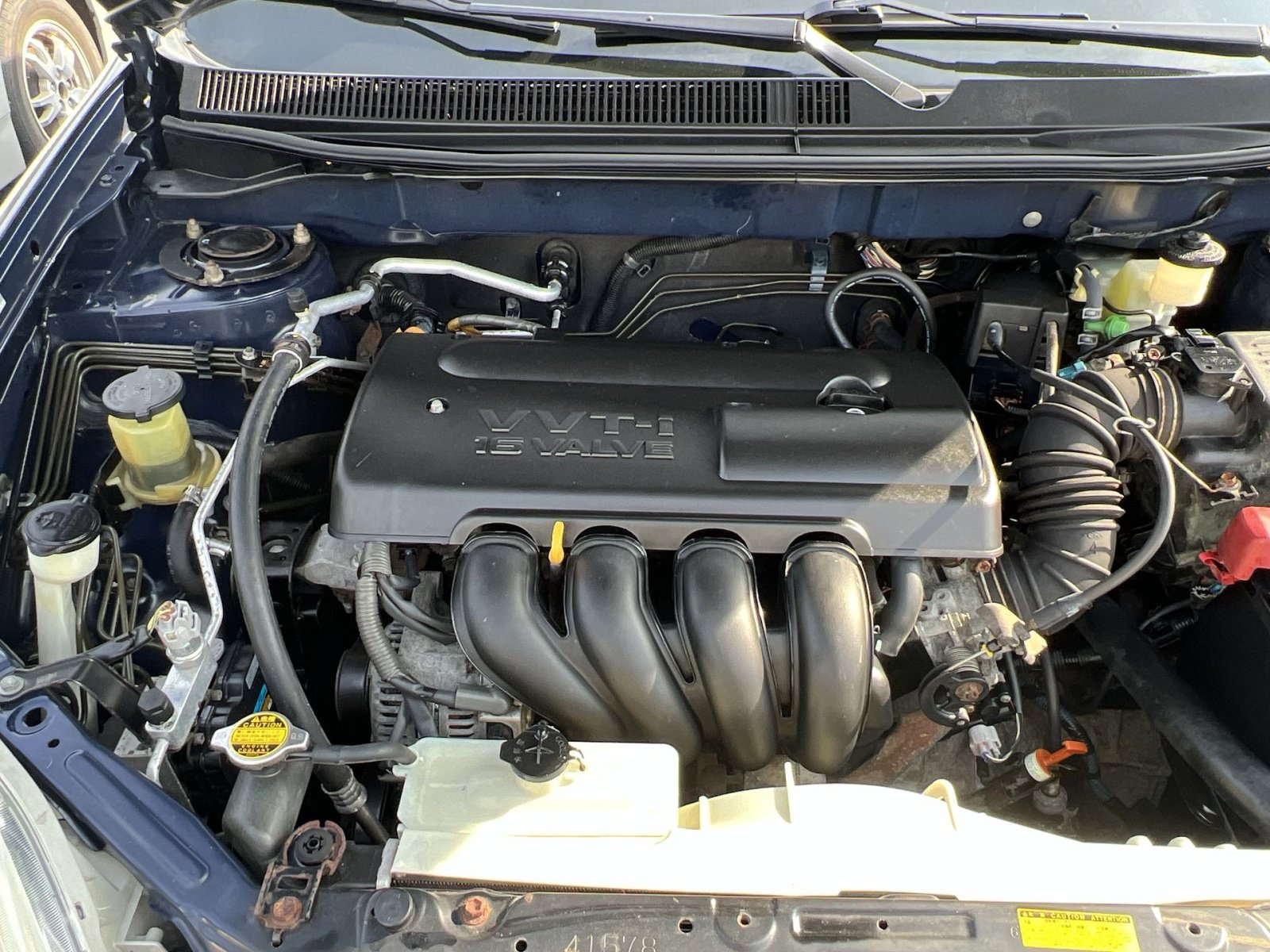 Used 2004 Toyota Matrix XR FWD image 24