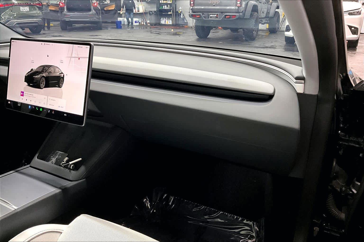 Used 2024 Tesla Model 3 Performance image 18