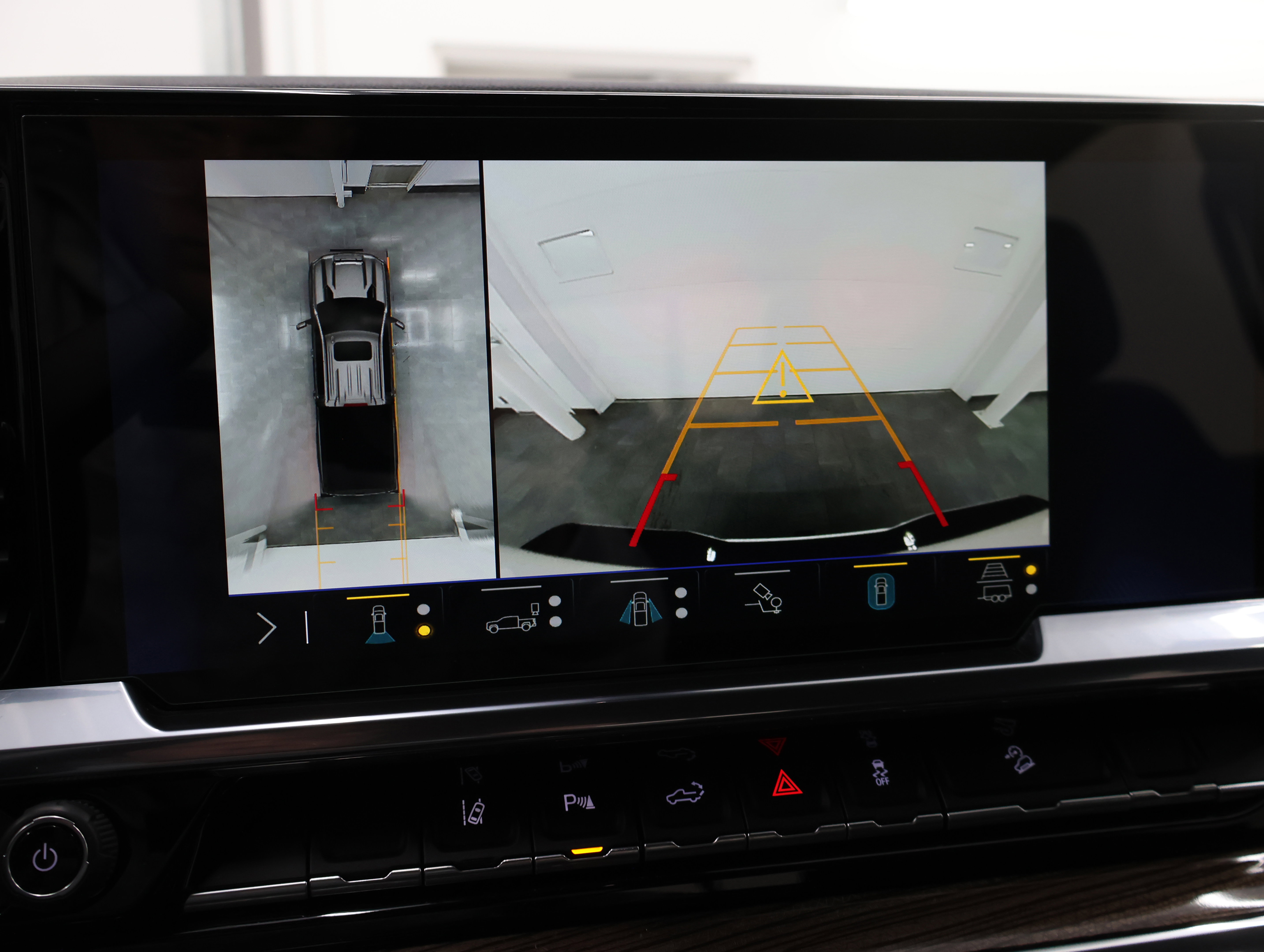 Used 2024 Chevrolet Silverado 3500 LT w/ Z71 Sport Edition image 16