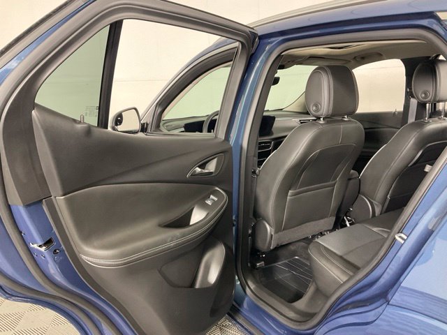 Used 2024 Buick Encore GX Avenir w/ Avenir Technology Package AWD/4WD image 33