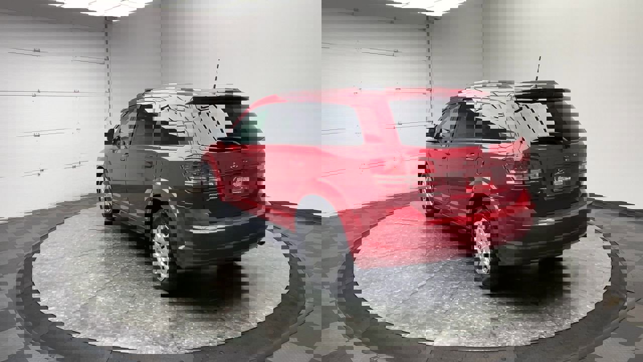 Used 2019 Dodge Journey SE video 2