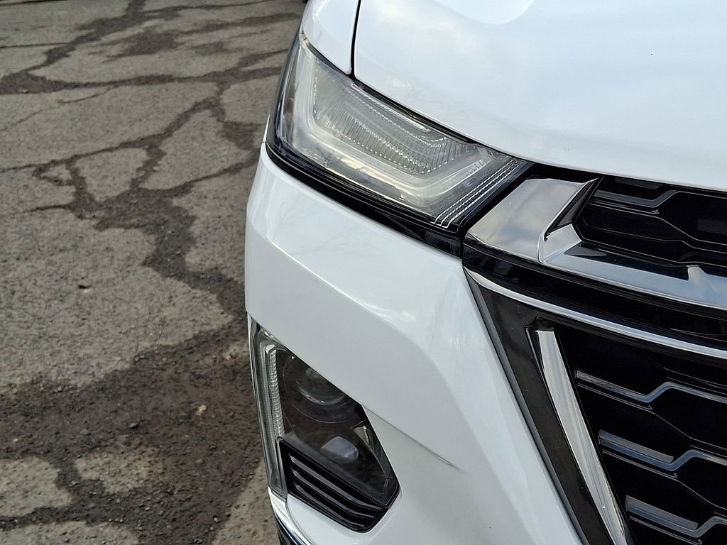 Used 2024 Chevrolet Traverse Premier w/ Redline Edition image 36