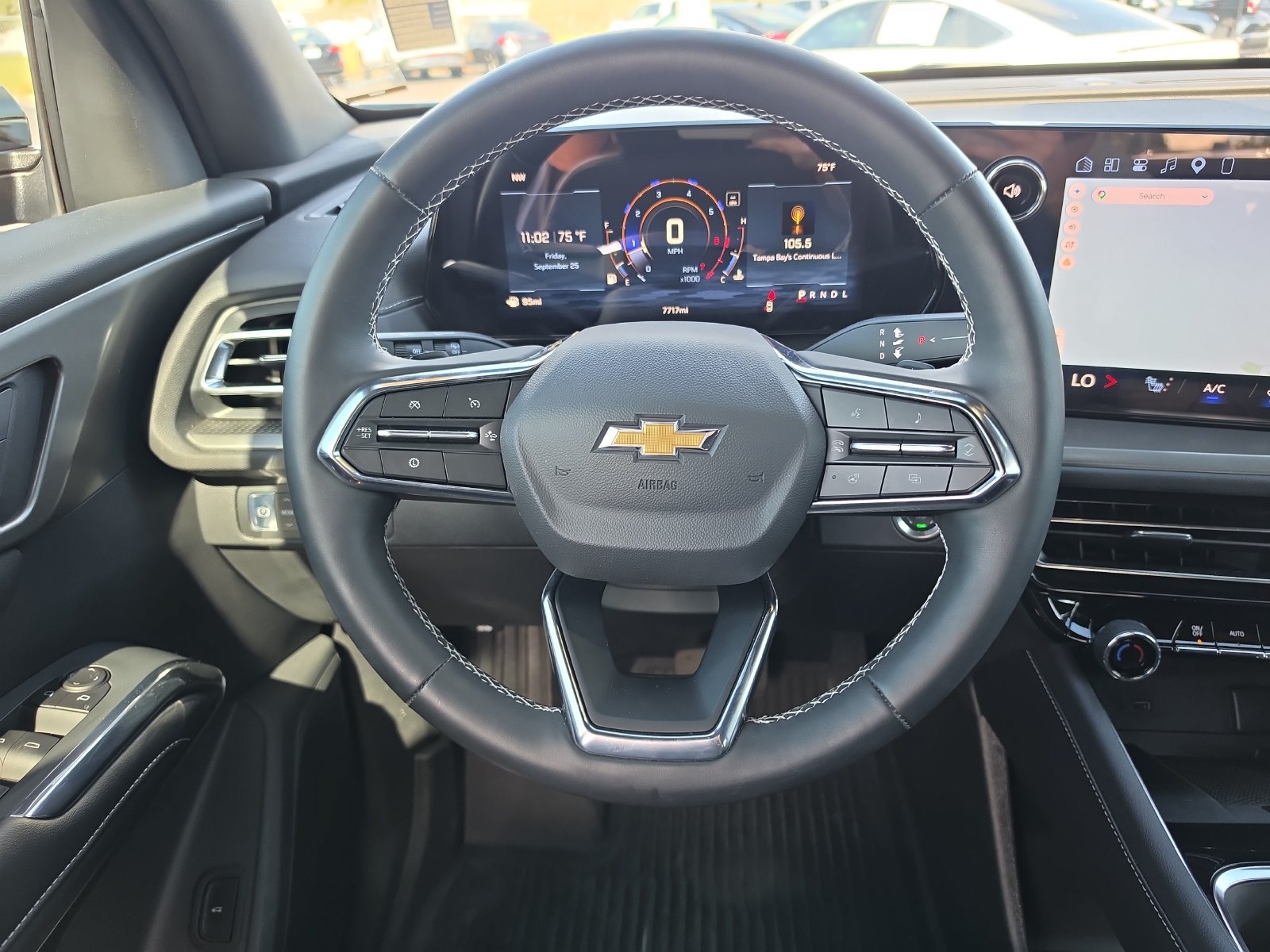 Used 2026 Chevrolet Traverse LT w/ Driver Confidence Package FWD image 10