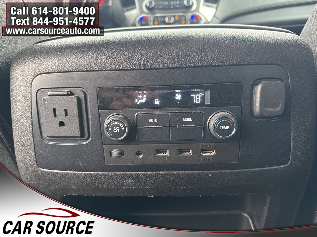 Used 2017 Chevrolet Suburban LT image 36