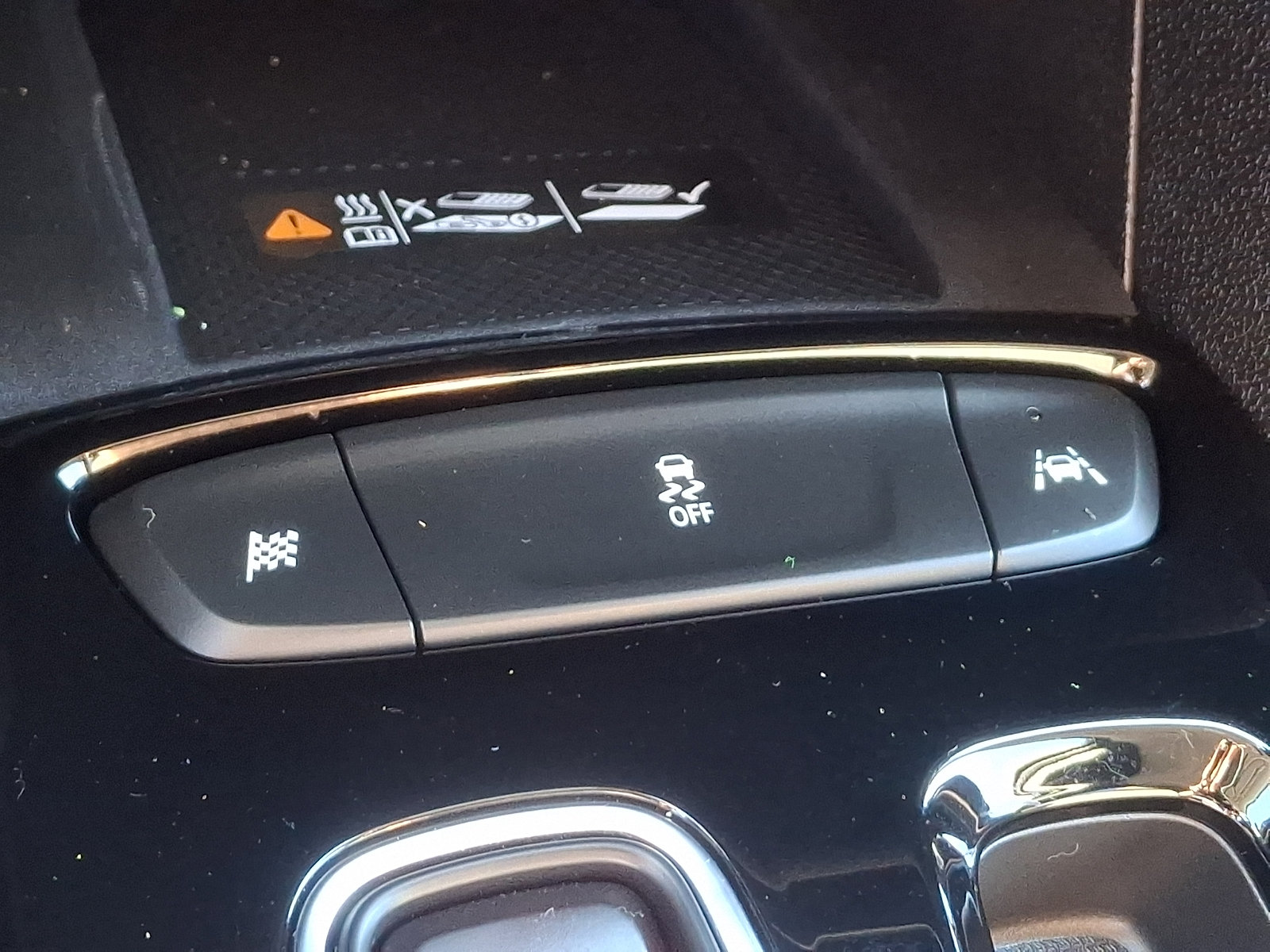 Used 2023 Chevrolet Bolt EUV LT w/ Convenience Package FWD image 25