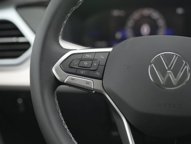 New 2025 Volkswagen Taos SE AWD/4WD image 18