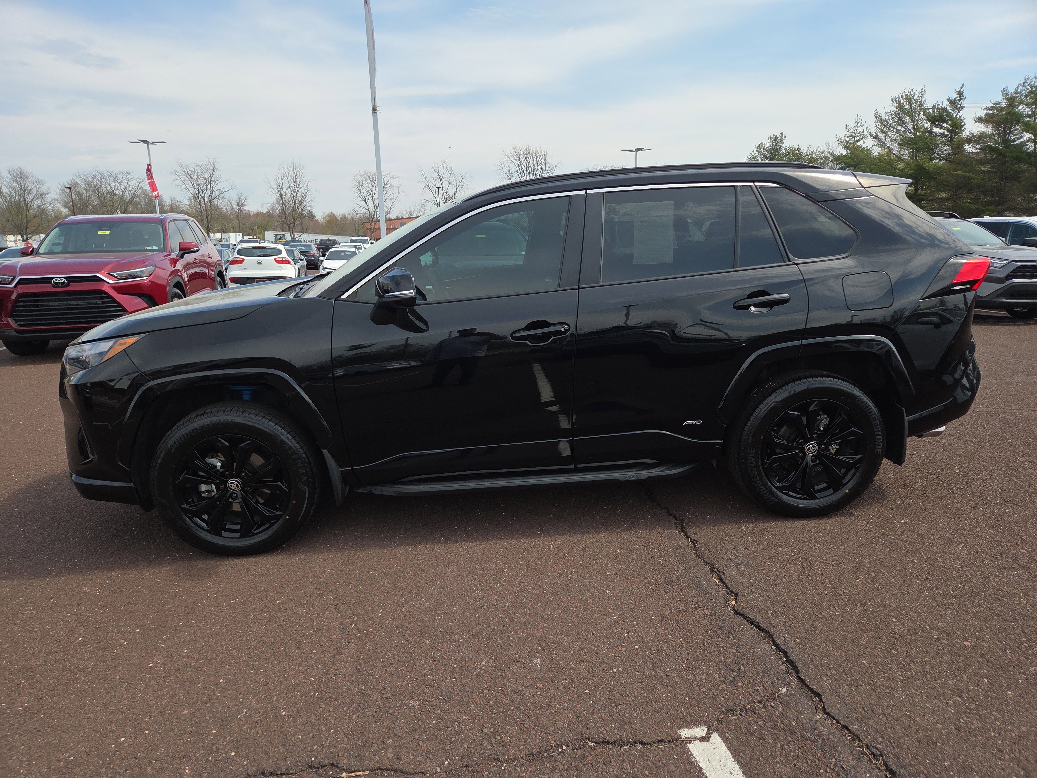 Certified 2024 Toyota RAV4 SE w/ Weather Package AWD/4WD image 6
