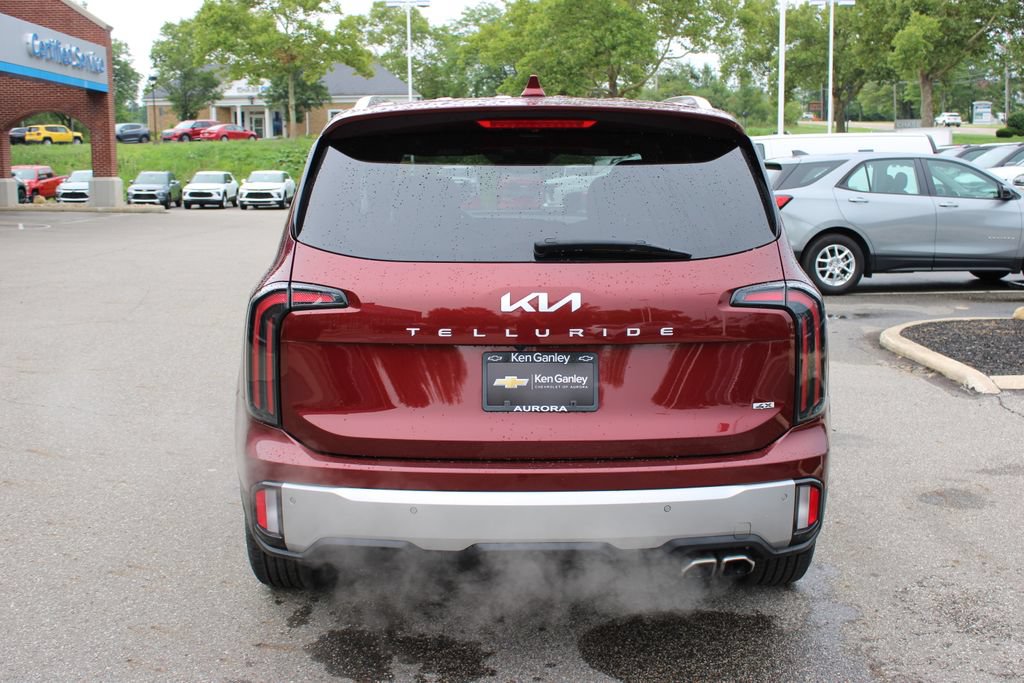 Used 2023 Kia Telluride EX w/ EX Captain's Chair Package AWD/4WD image 34