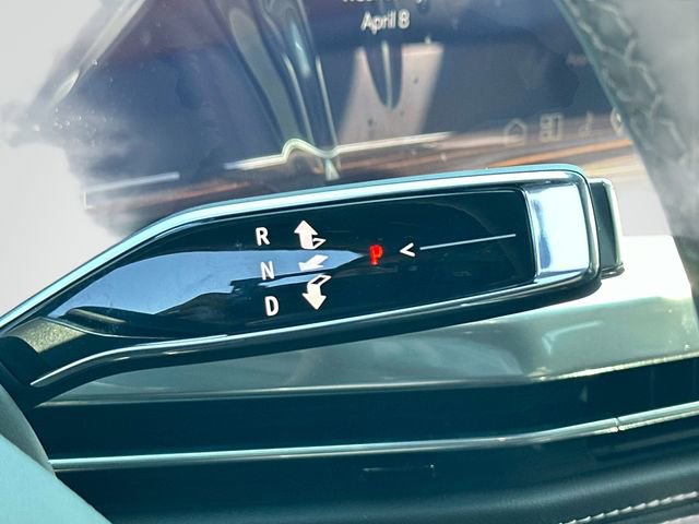 Used 2026 Cadillac Escalade ESV 4WD image 9