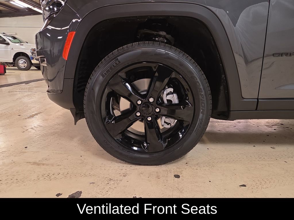 New 2025 Jeep Grand Cherokee L Limited w/ Luxury Tech Group II image 26