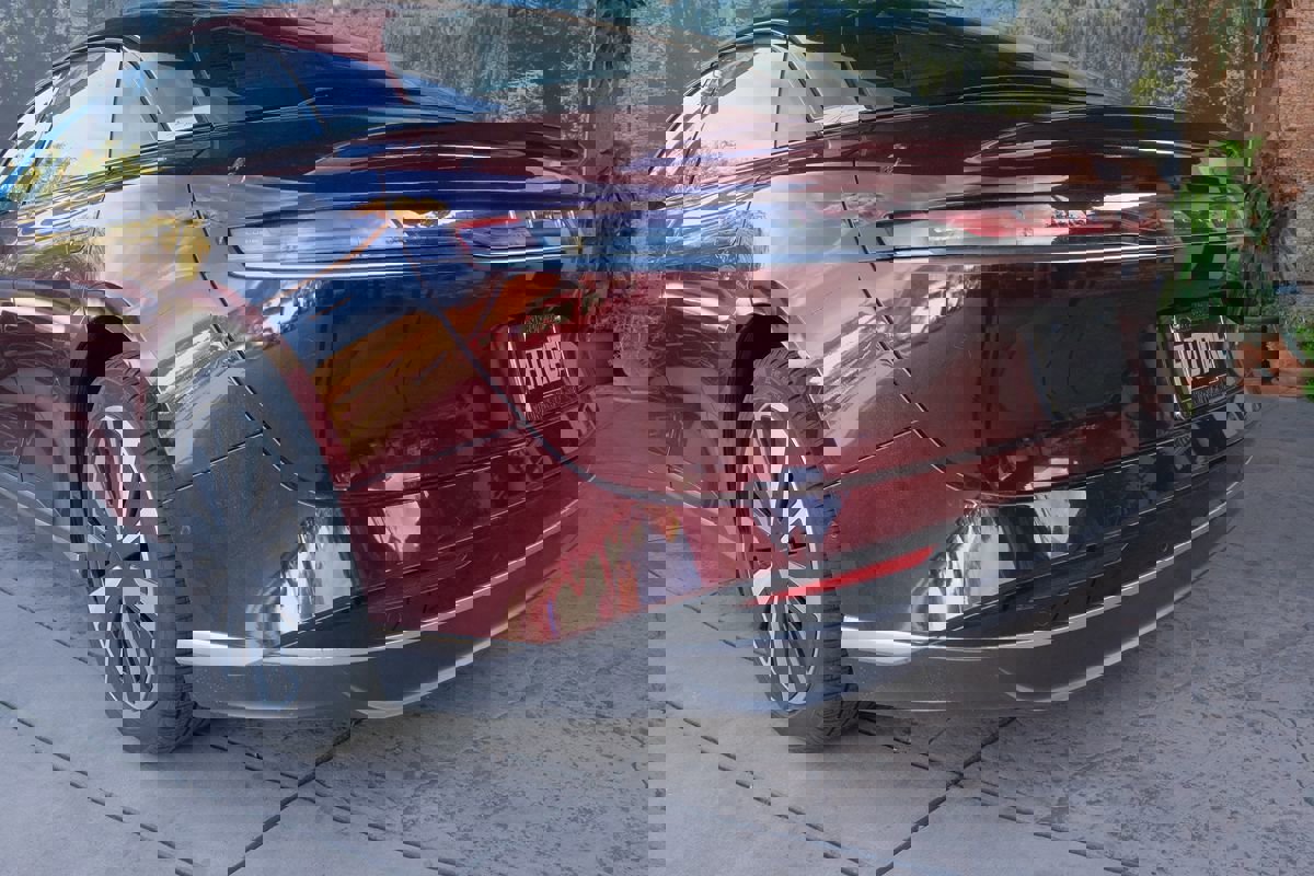 Used 2024 Lucid Air Touring image 33