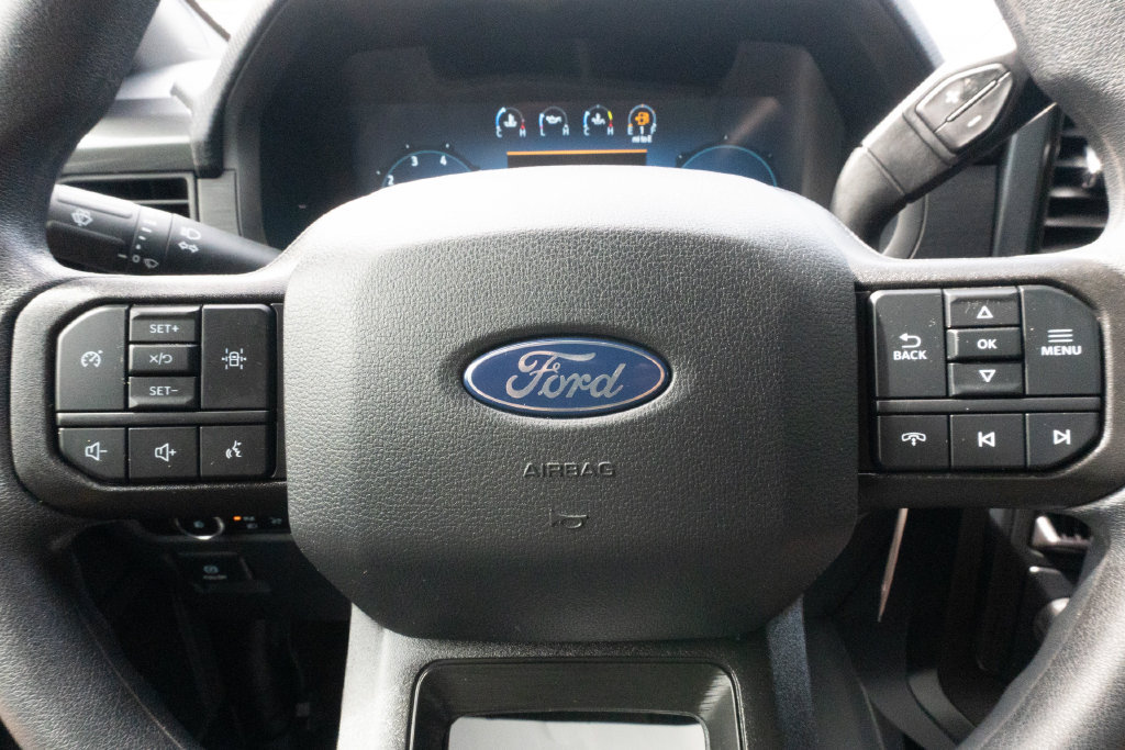 Used 2025 Ford F150 STX w/ Equipment Group 200A RWD image 18
