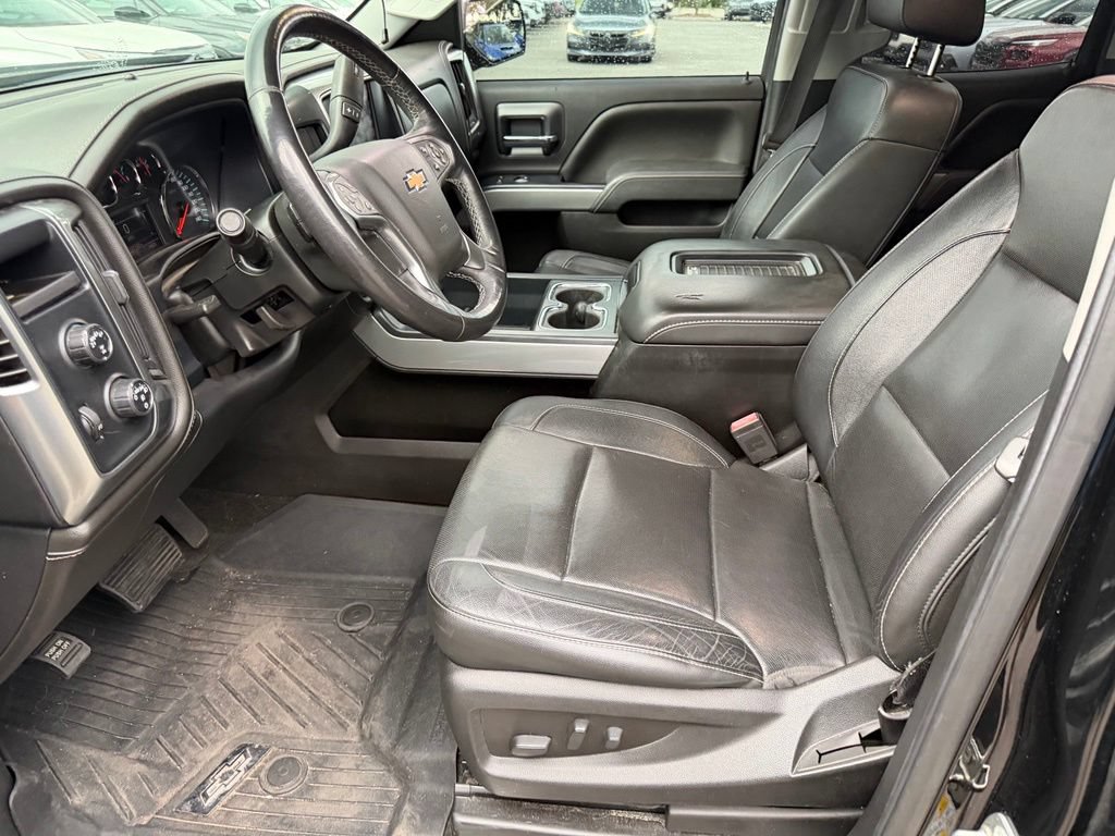 Used 2018 Chevrolet Silverado 1500 LTZ Z71 w/ LTZ Plus Package AWD/4WD image 22
