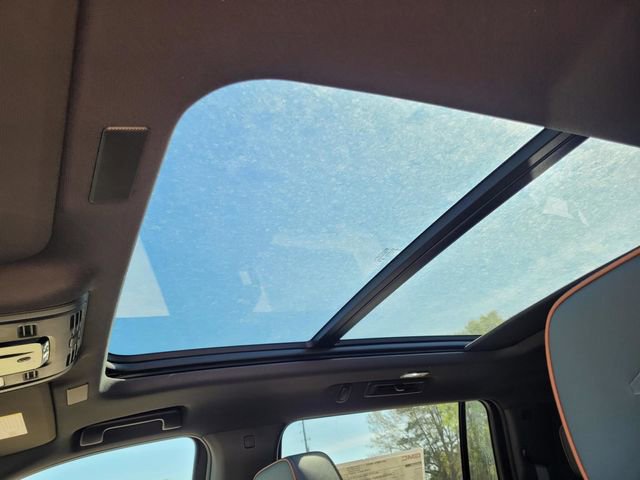 New 2026 GMC Yukon XL AT4 w/ AT4 Premium Package image 26