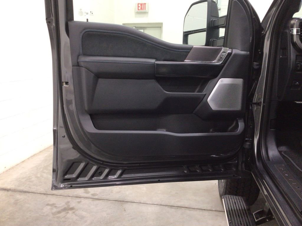 New 2026 Ford F250 Platinum image 22