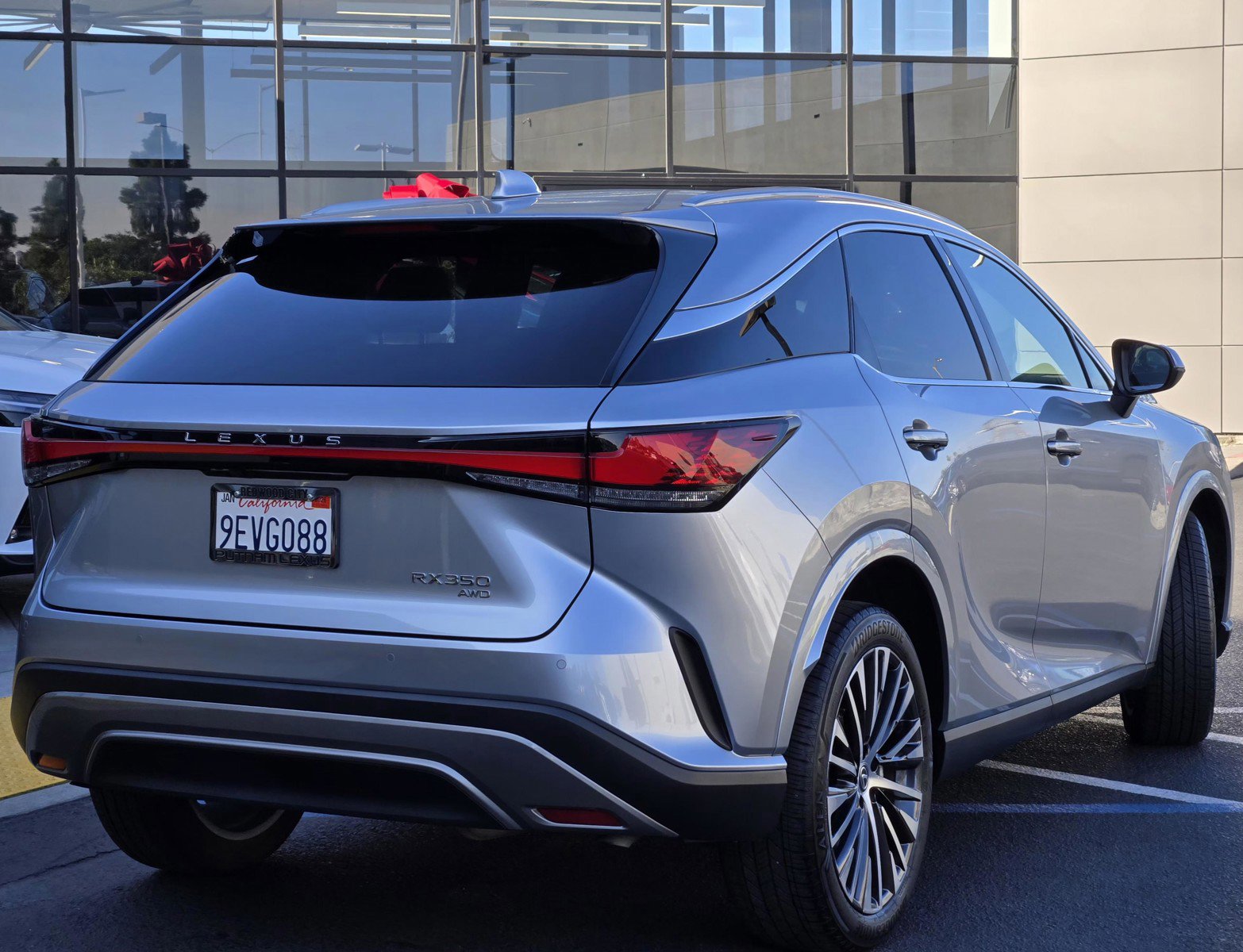 Used 2023 Lexus RX 350 Premium Plus image 4