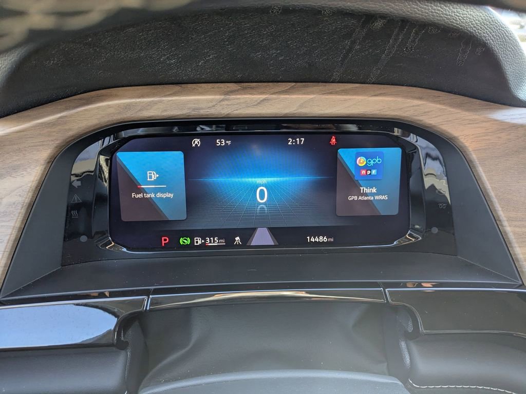 Used 2025 Volkswagen Atlas SE image 13