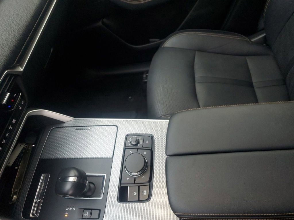 Used 2024 MAZDA CX-90 3.3 Turbo w/ Preferred Plus image 23