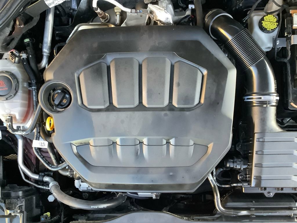 Used 2024 Volkswagen GTI SE w/ SE Leather Seats Package image 21