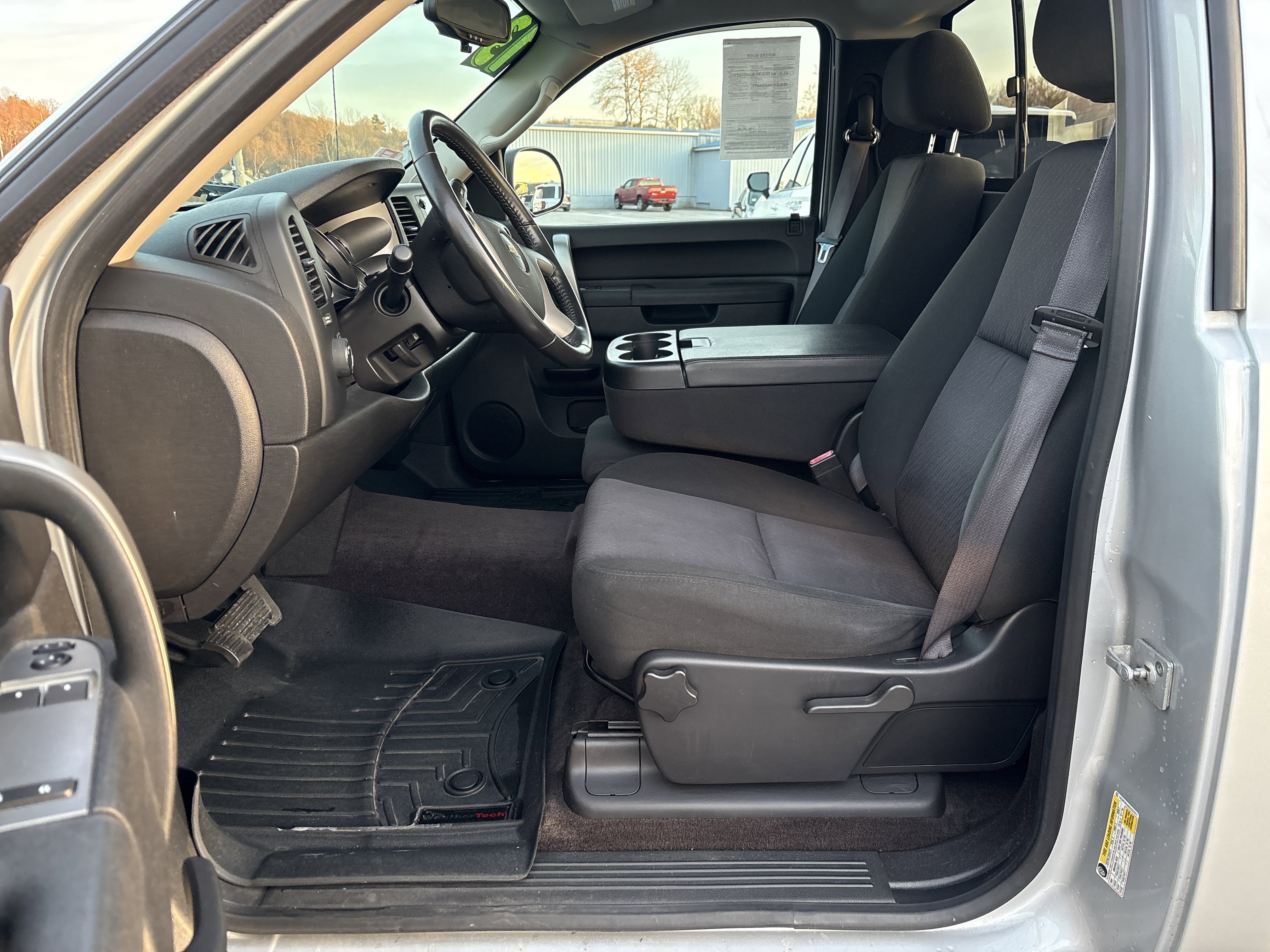 Used 2013 Chevrolet Silverado 1500 LT image 12