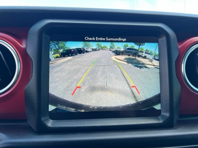 Used 2018 Jeep Wrangler Unlimited Rubicon w/ Dual Top Group AWD/4WD image 21