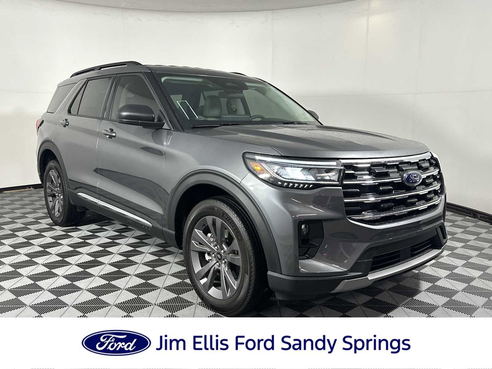 Used 2025 Ford Explorer Active w/ Active Comfort Package
