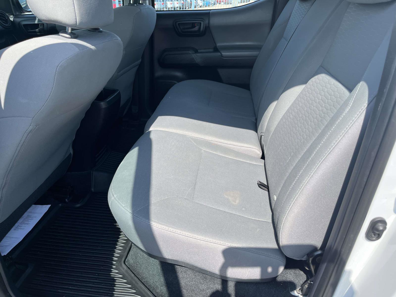 Used 2018 Toyota Tacoma SR w/ SR Convenience Package image 7