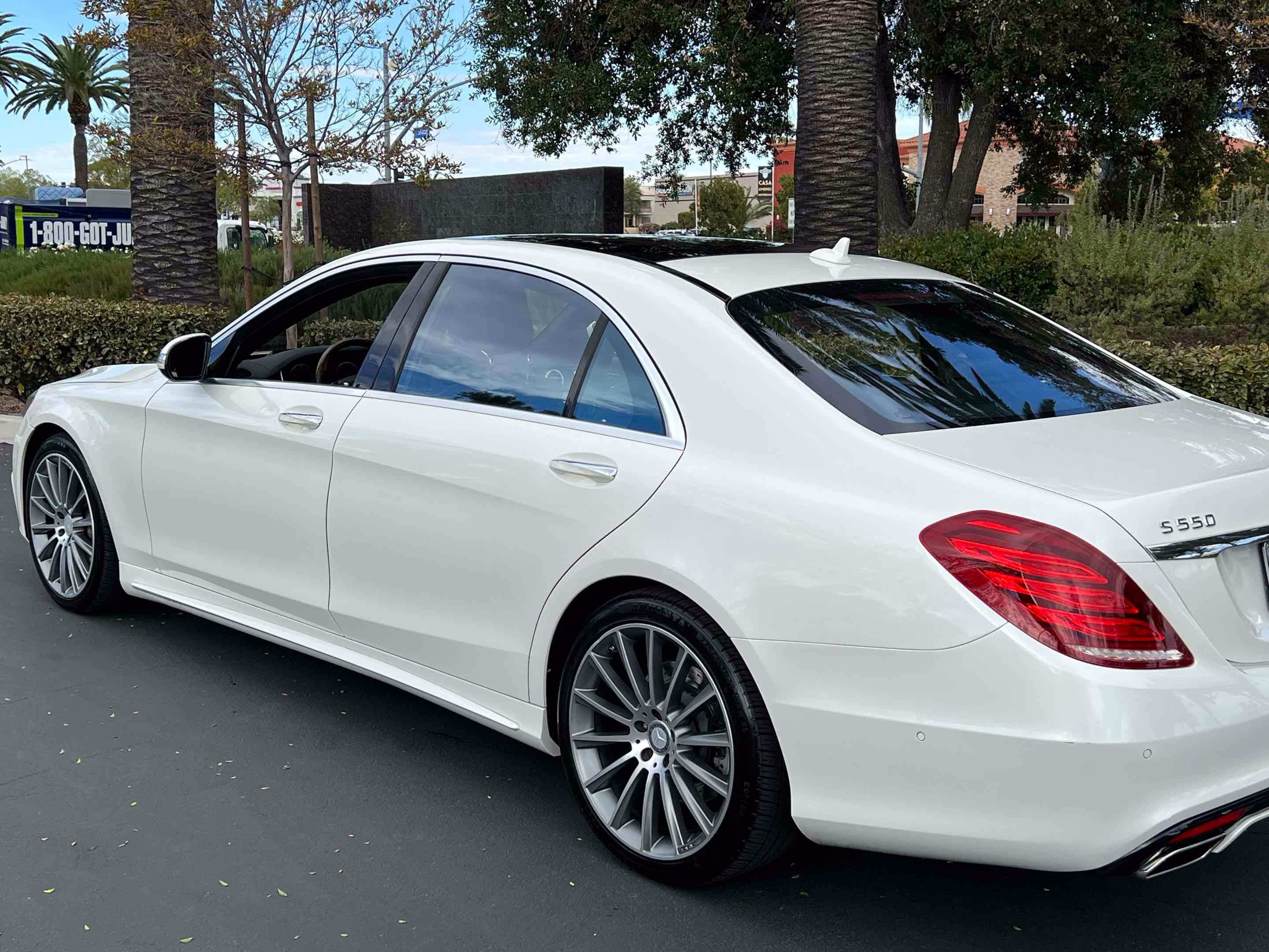 Used 2015 Mercedes-Benz S 550 Sedan image 42