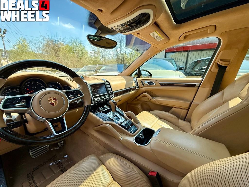 Used 2016 Porsche Cayenne GTS AWD/4WD image 15