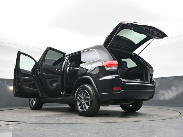 Used 2018 Jeep Grand Cherokee Limited image 51
