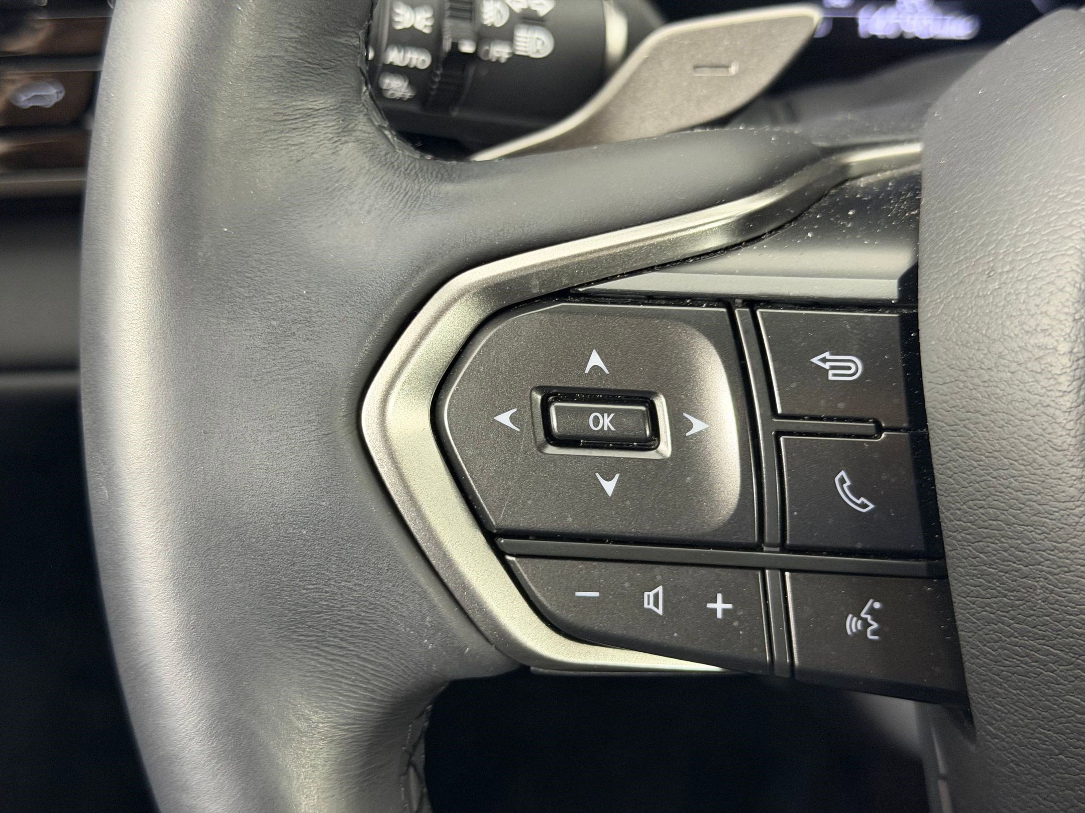 Used 2024 Lexus TX 350 FWD image 13